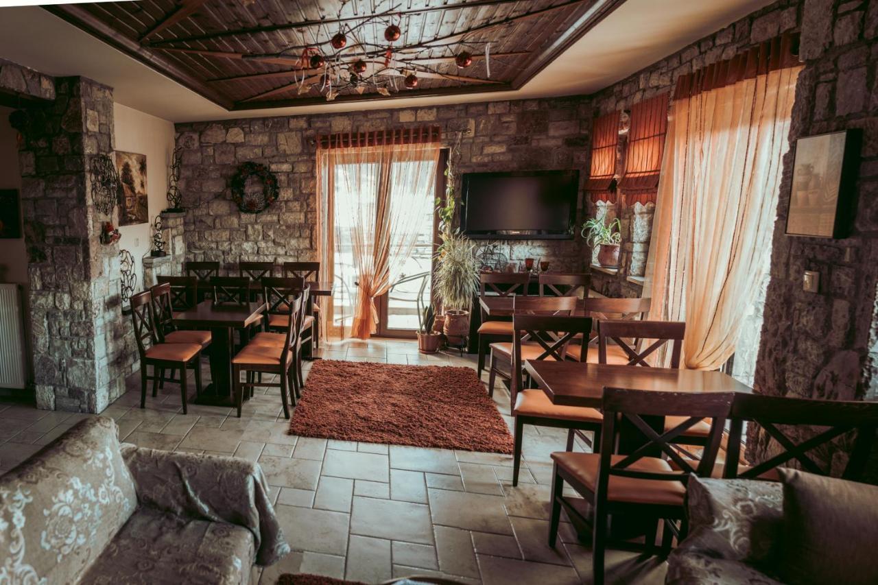 Filoxenia Hotel Koutsodímos Exterior photo